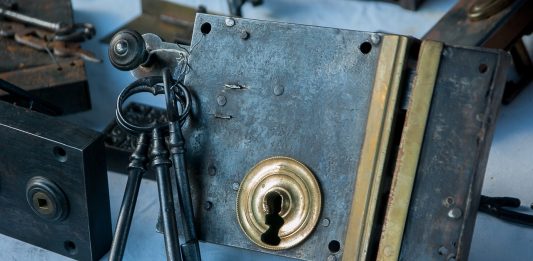 קורס מנעולן מקוון – מה הם נושאי הקורס?