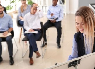 הכוח של סדנאות העצמה, פרישה ופיתוח מנהלים