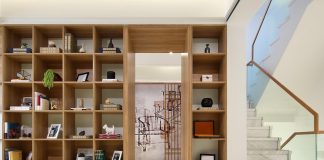 מעקה למדרגות פנים